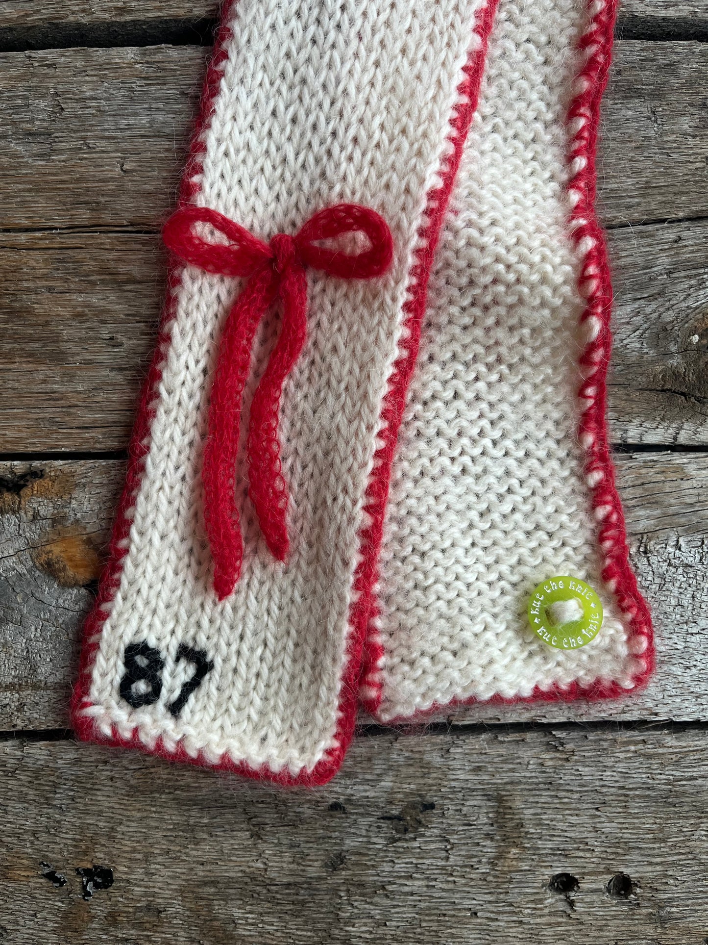 Knitted Bow Skinny Scarf - Cream/Red