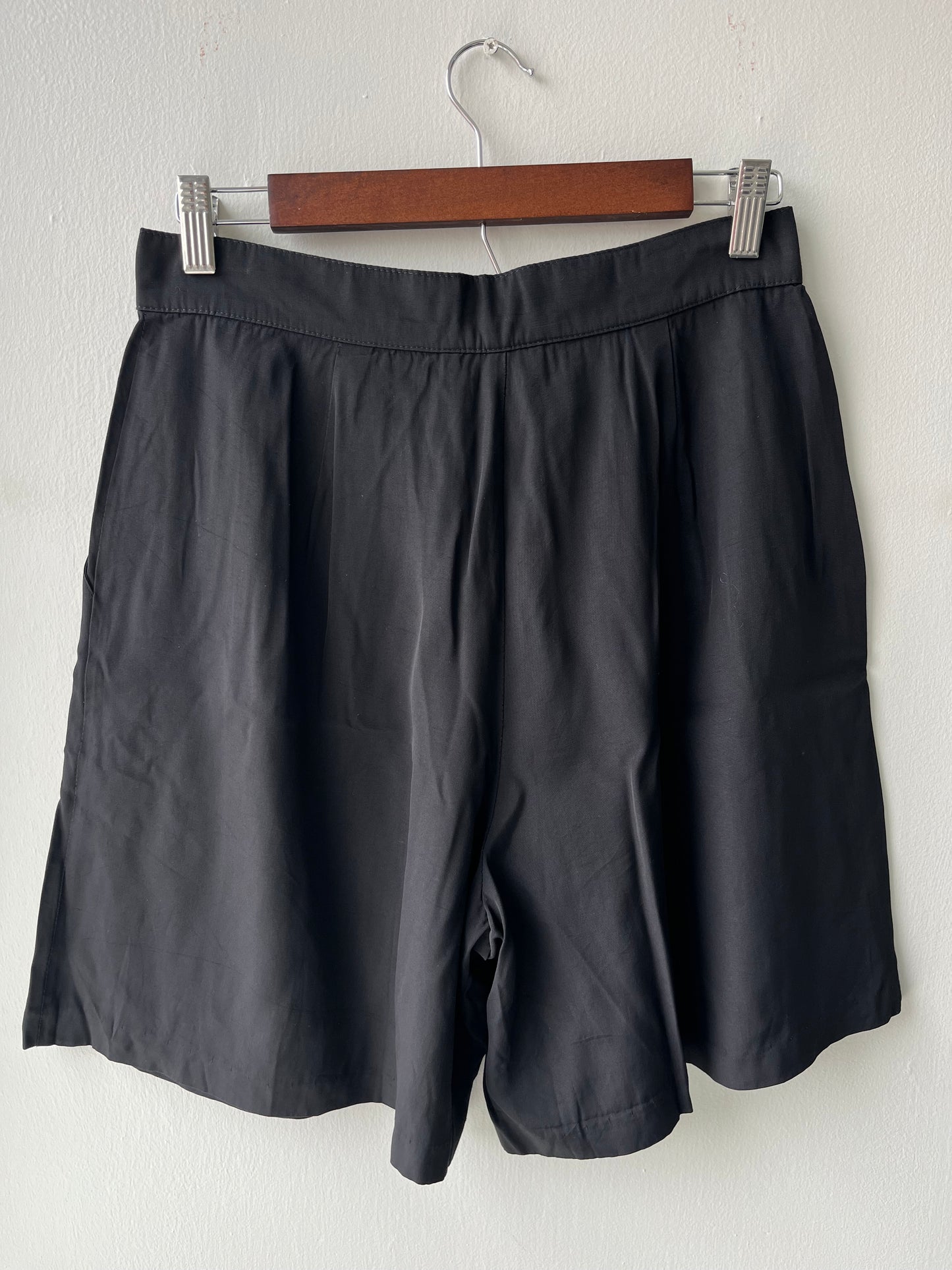 VINTAGE | The Manuscript Shorts - Ink Black