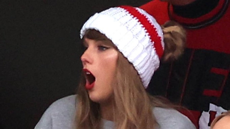 Taylor's Crochet Beanie (Made to order)